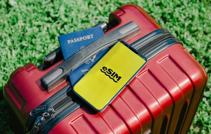 如何在 iPhone 上設定 eSIM？eSIM 的設定和啟用