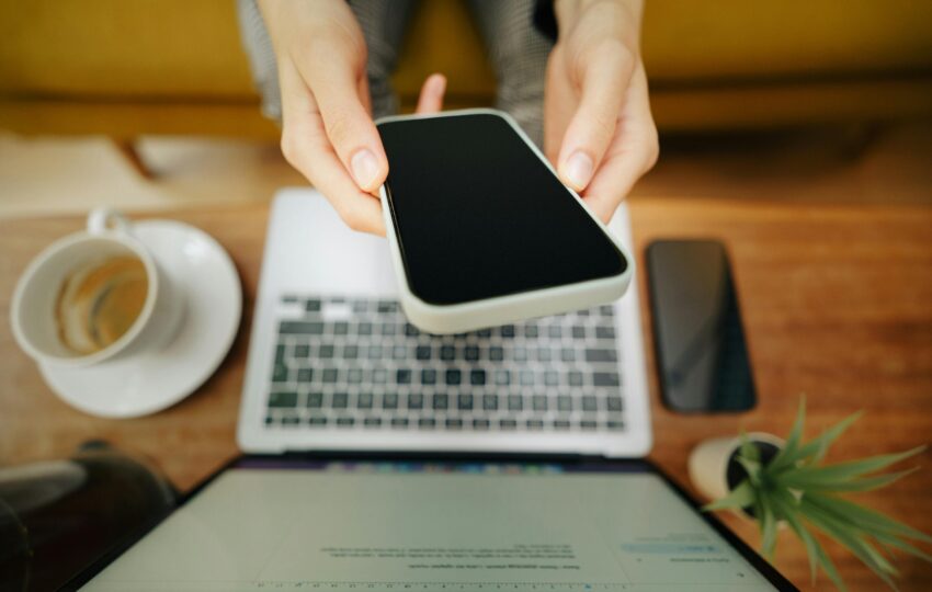 iPhone資料轉移一次就上手！專家手把手帶你換新機